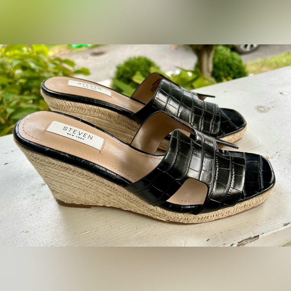 NWT Steve by Steve Madden Hayden Espadrille Wedges